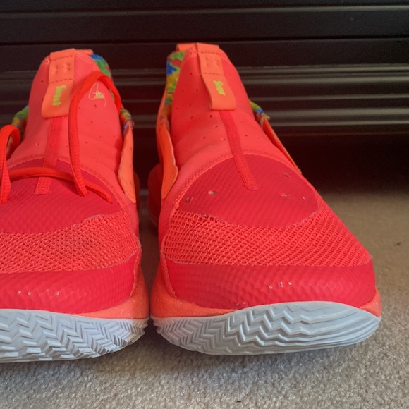 Selling - Picture 3 of 5